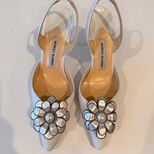 MANOLO BLAHNIK WHITE KID LEATHER STILETTO SHOES SIZE 39